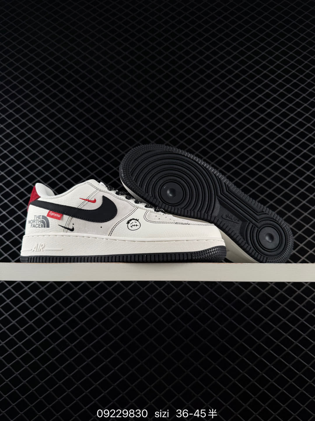 NIKE AIR FORCE 1